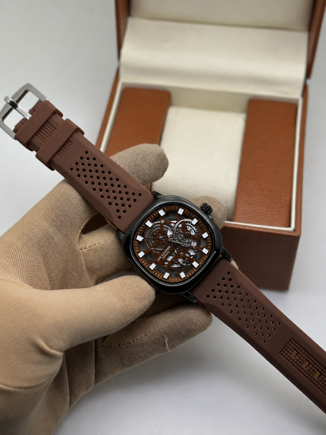 Lee Cooper London brown x black