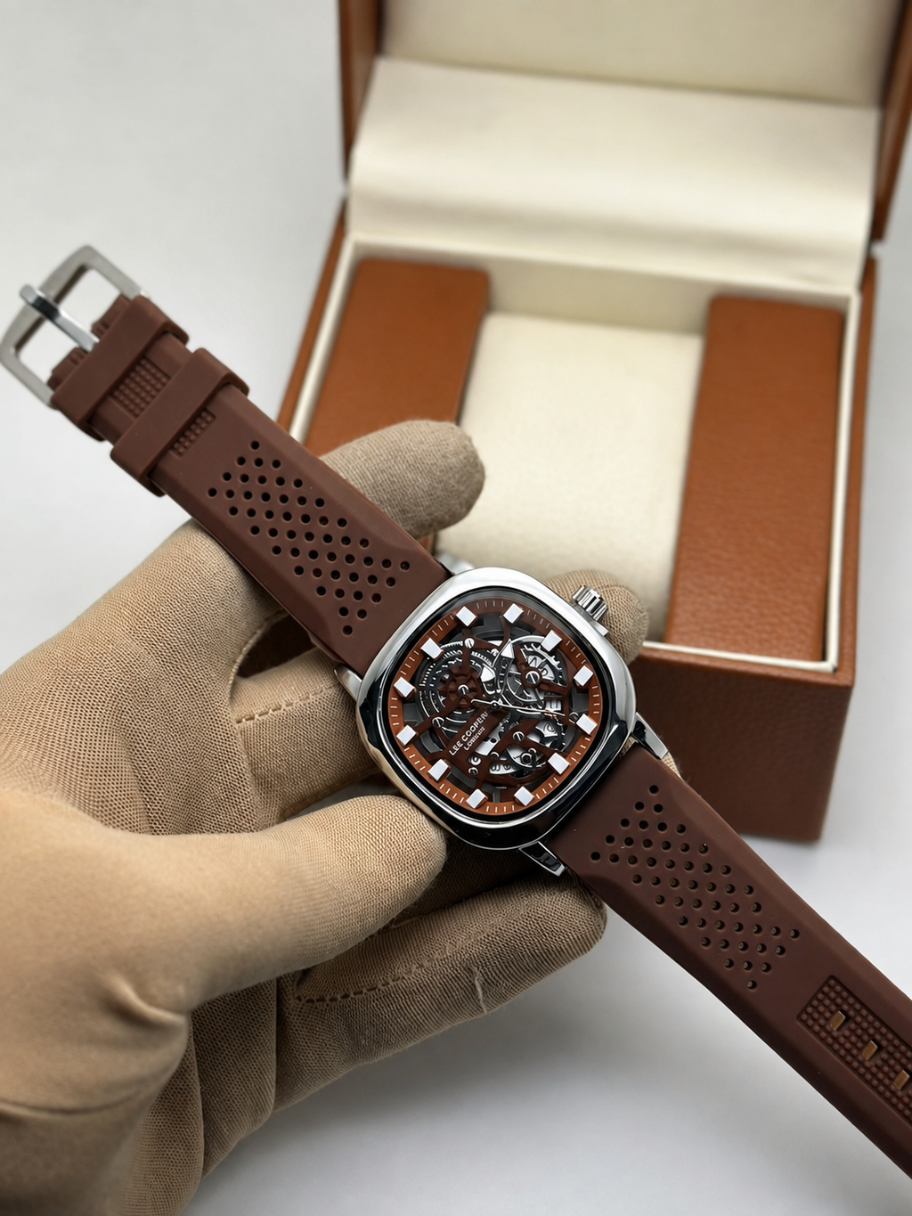 Lee Cooper London brown x silver